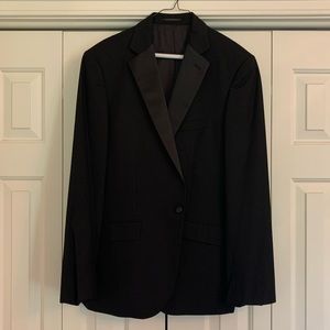 J. Hilburn custom made tux 44L 35x32